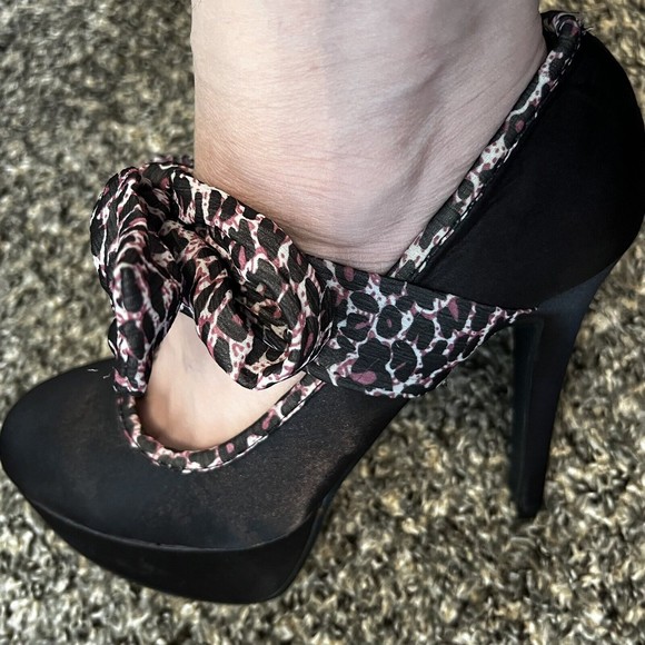 Makers Sz 10 Black Satin Platform Stiletto Heel Pink Leopard Ankle Lace Up Tie - Picture 3 of 14